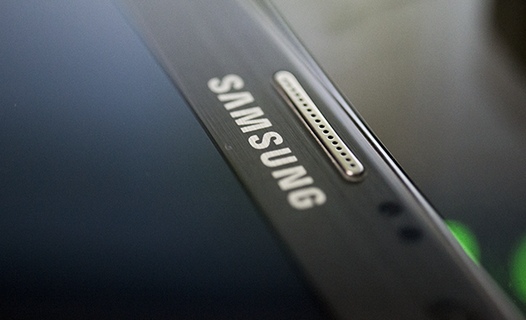 Samsung Galaxy X. Первый смартфон корейской компании с гибким дисплеем прошел сертификацию в Bluetooth SIG